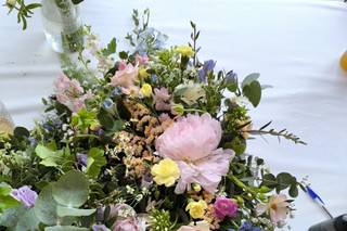 Lily and Daisies - 7