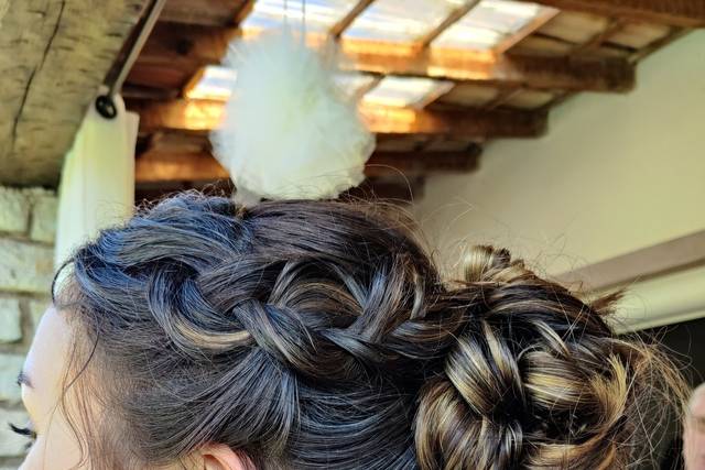 Coiffure Make Up MG 4