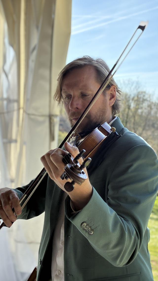 Nicolas Violoniste - 1