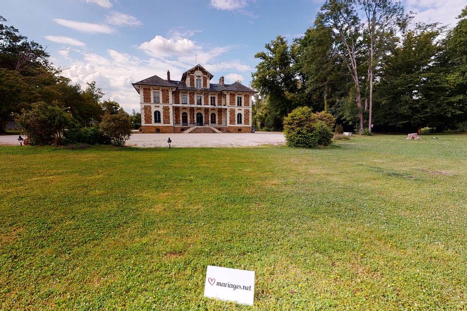 Le Manoir de l'Obélisque 3d tour