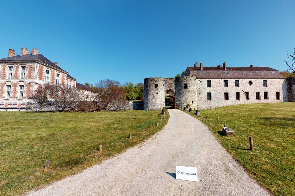 Château de Vallery 3d tour