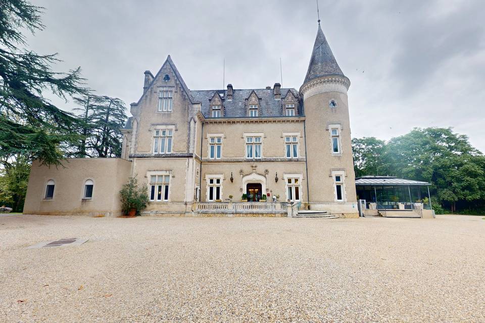 Château des Reynats 3d tour
