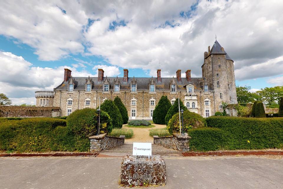 Château de la Groulais 3d tour