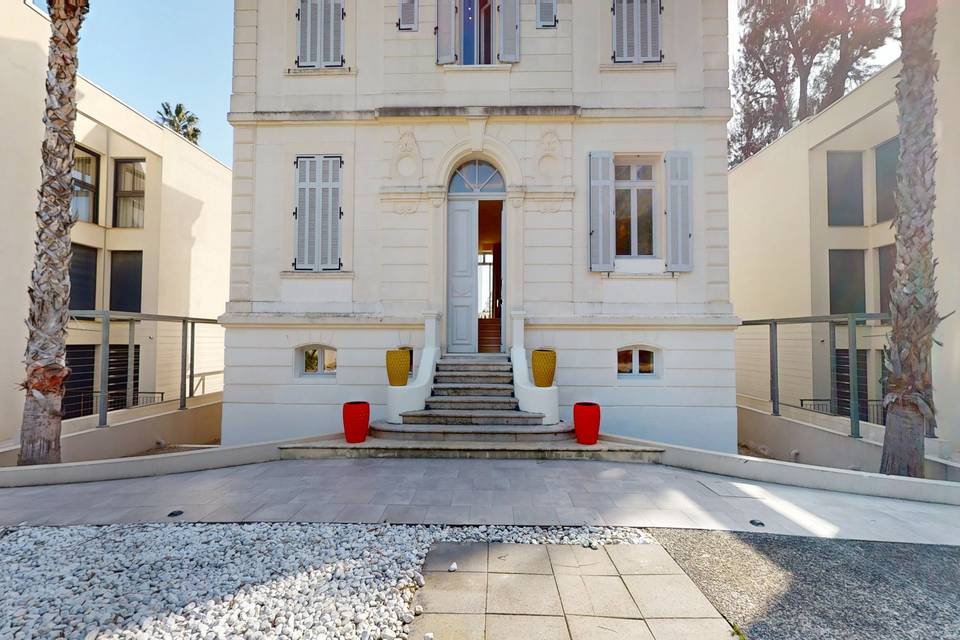 Les Jardins d'Arlias by la Villa Alexandra 3d tour