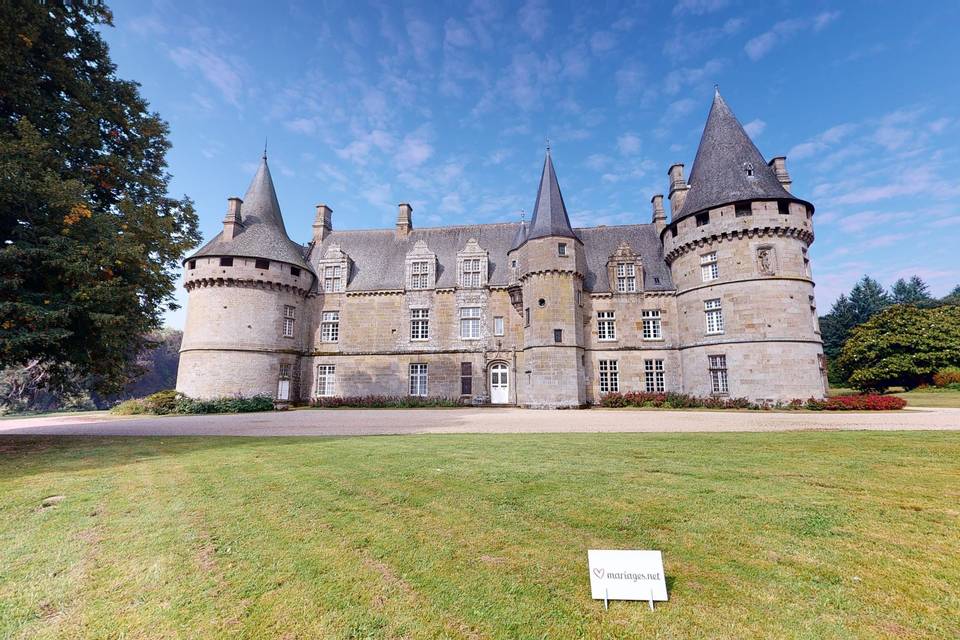 Château de Bonnefontaine 3d tour