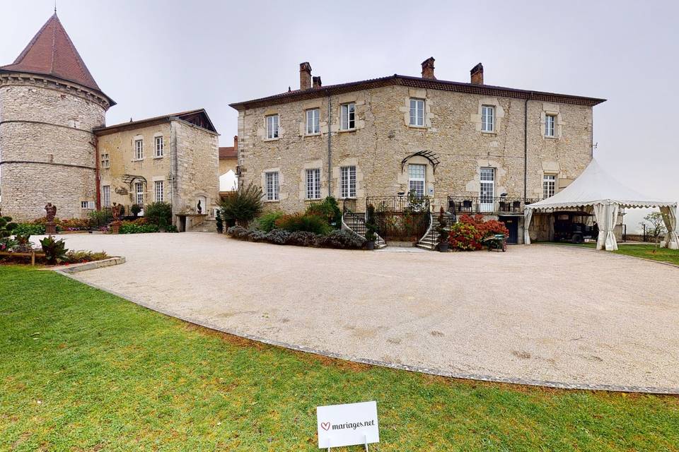 Château Chapeau Cornu **** 3d tour