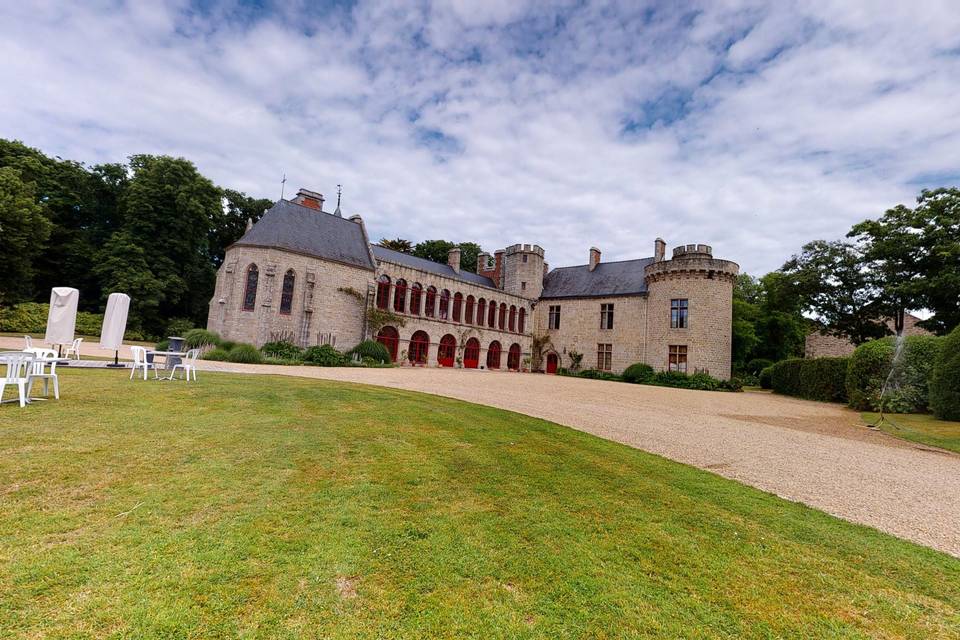 Château Lauvergnac 3d tour