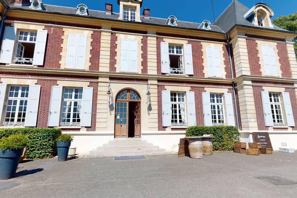 Château de l'Hermitage 3d tour