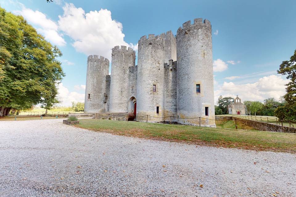 Chateau de Roquetaillade 3d tour