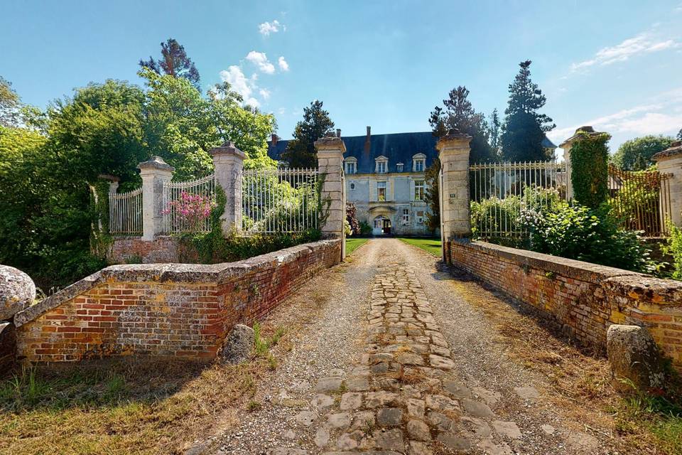 Château de Thoix 3d tour