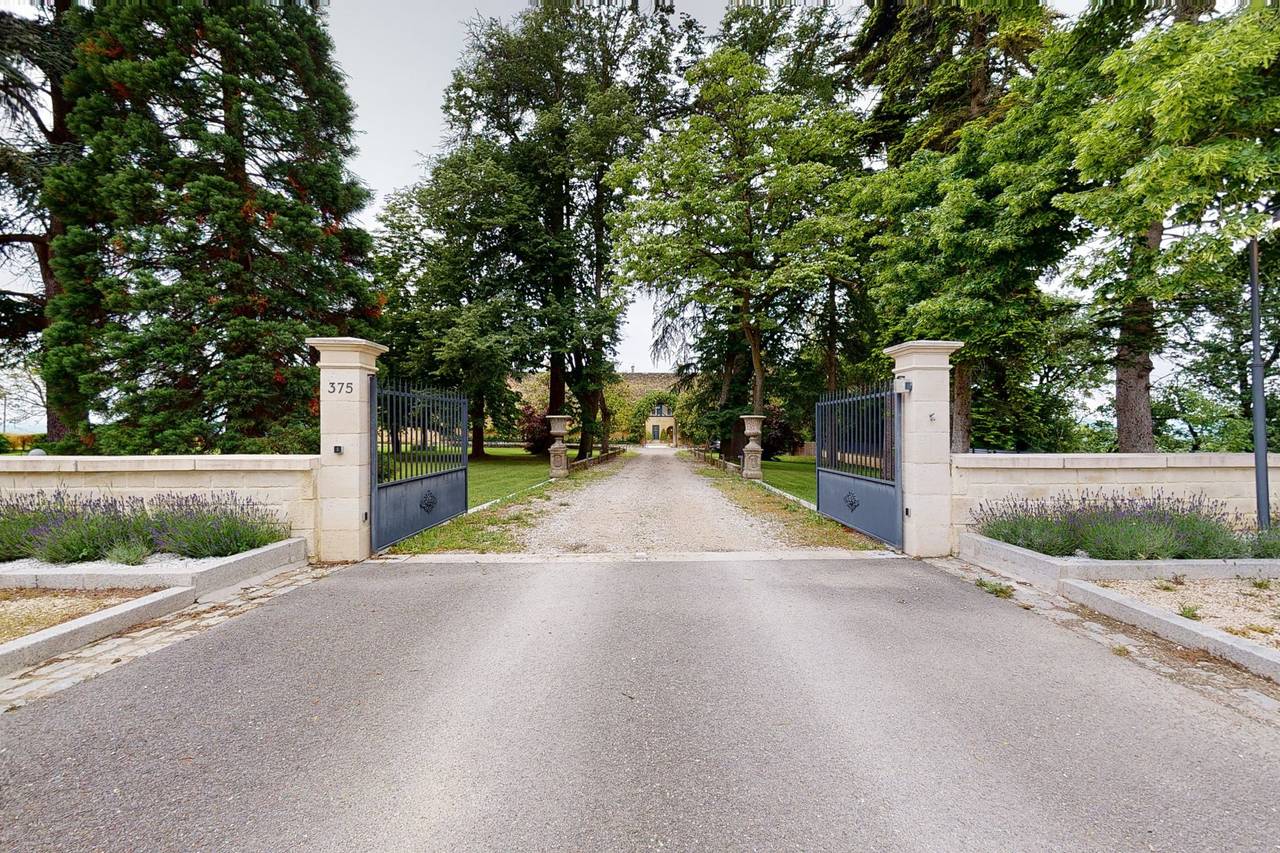La Bastie de la Jonchère - Vérifiez la disponibilité et les prix