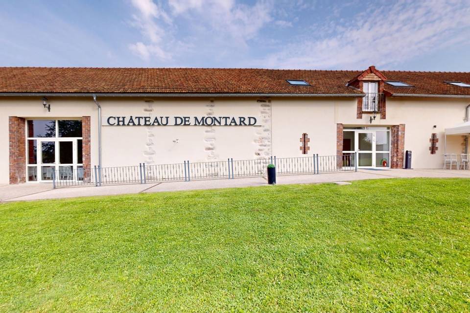 Château de Montard 3d tour