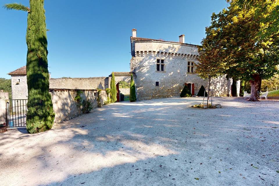 Château De Pleneselve 3d tour