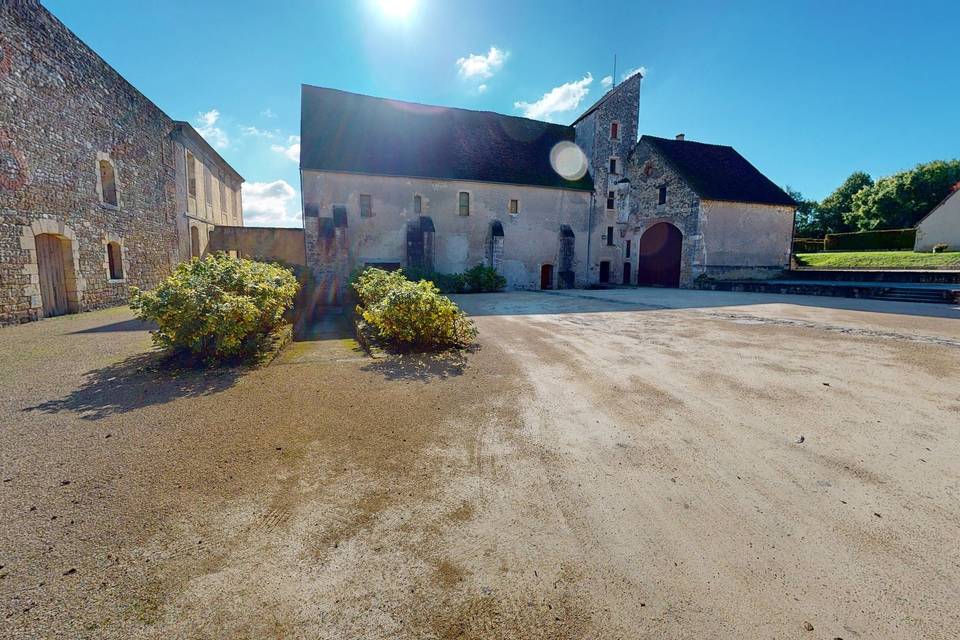 Abbaye de Fontmorigny 3d tour