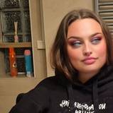 Hélèna