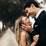 E &