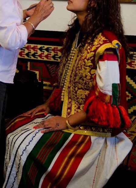 La voici la voilà : la tenue traditionnelle (mettez vos lunettes de soleil) - 3