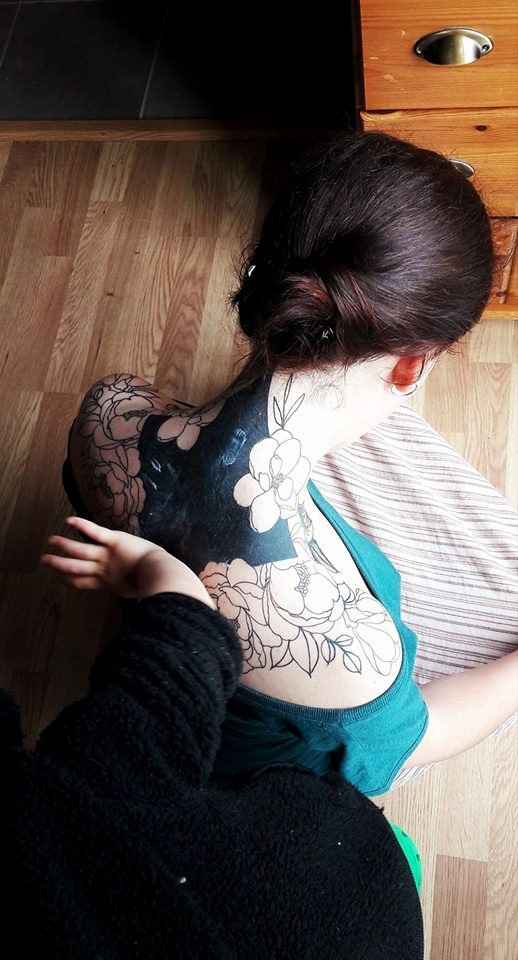 Tatouage en cours ...