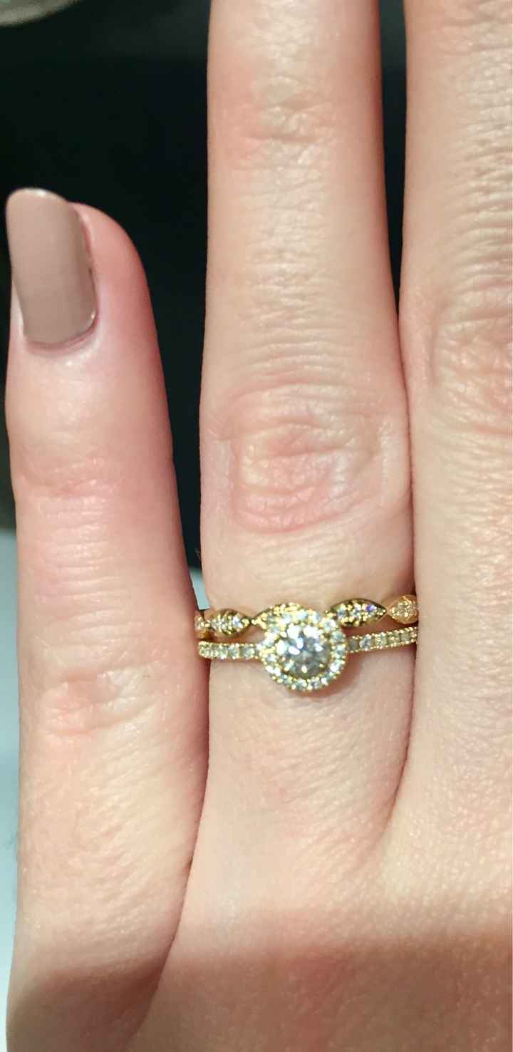 Bague de fiançailles et alliance - 1