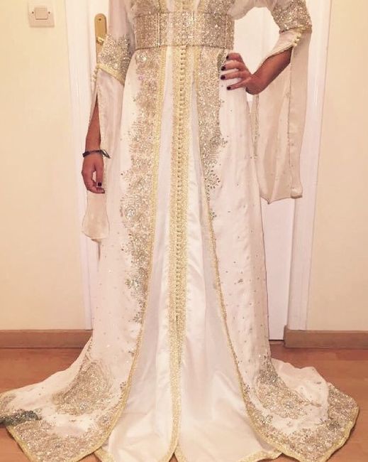 Aide pour la robe traditionnelle 2