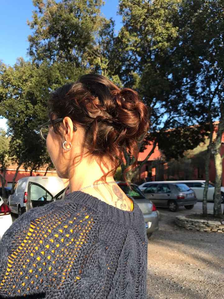 Deuxième essai coiffure offertpour une de mes témoins - 2