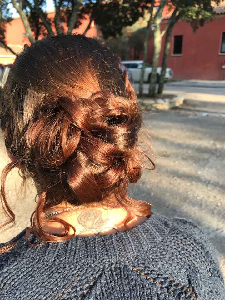 Deuxième essai coiffure offertpour une de mes témoins - 4