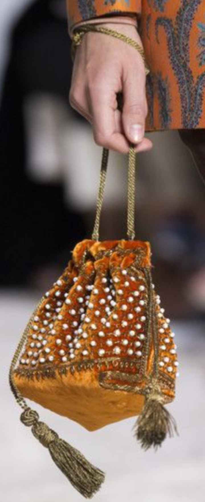 Autre chose qu'un bouquet de mariée ? - 2