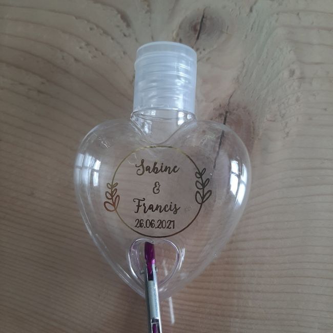 Gel hydroalcoolique pour les invités 2
