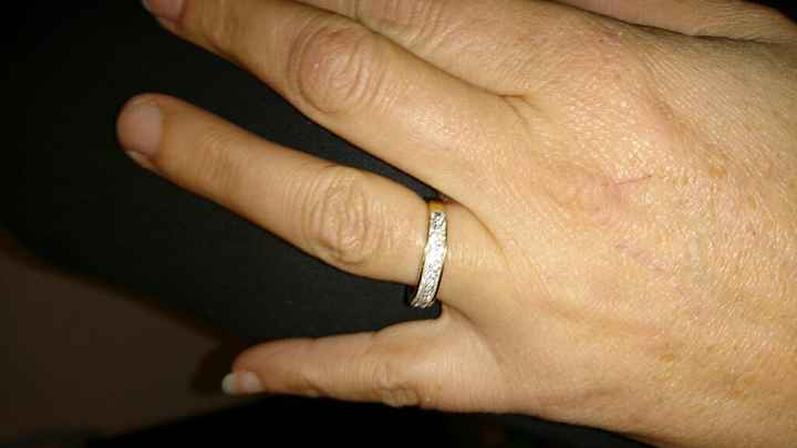 Avez-vous publié une photo de votre bague de fiançailles ? - 1
