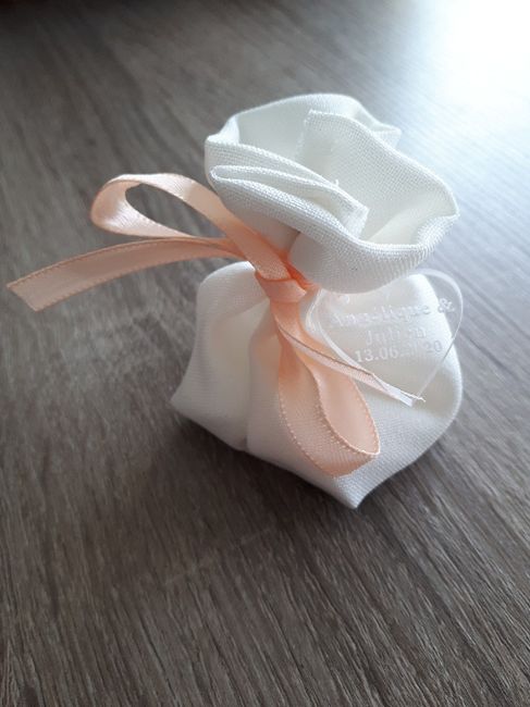 Fin de la couture des sachets de dragees 4