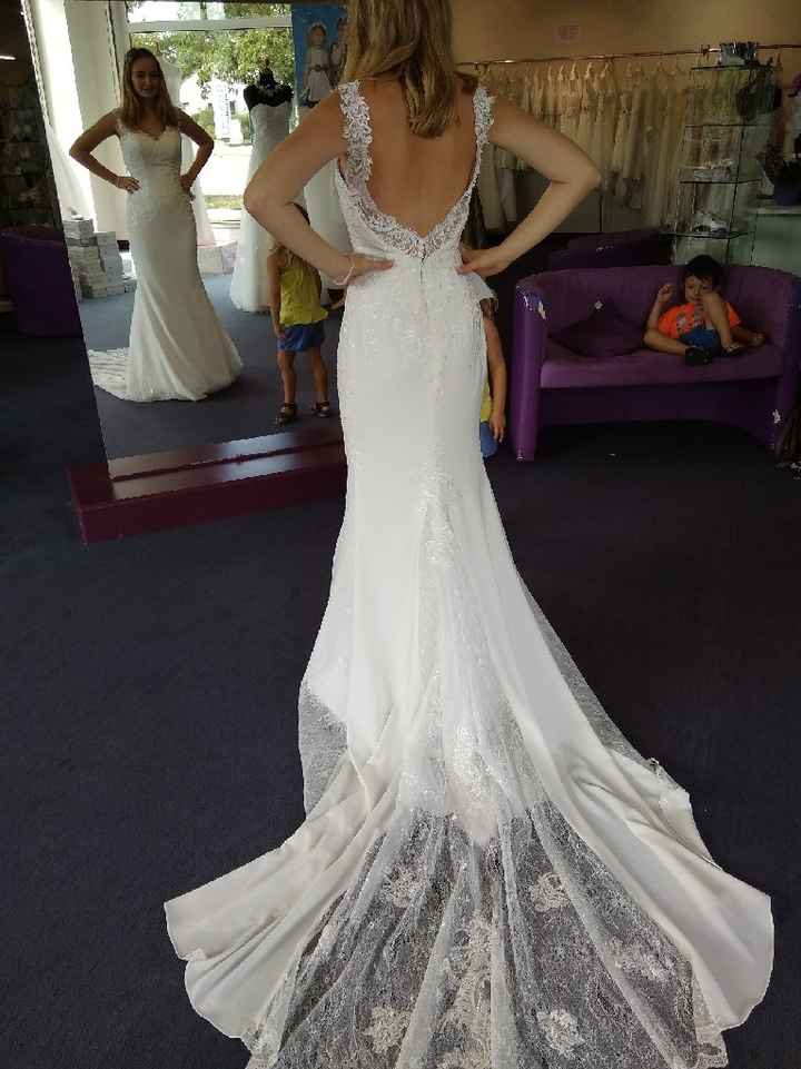 Robe de mariée et robe du lendemain - 1