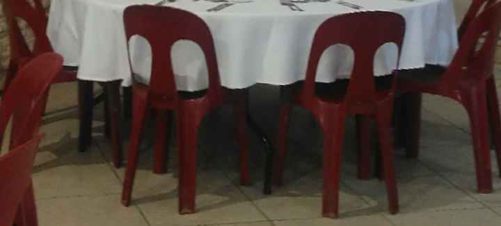 Chaises rouge bordeaux 😱 - 1