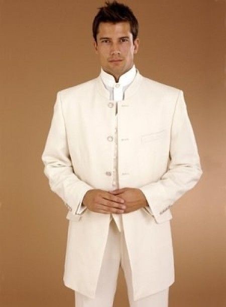 recherche CE costume