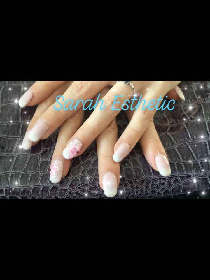 Essai manucure 💅 - 1