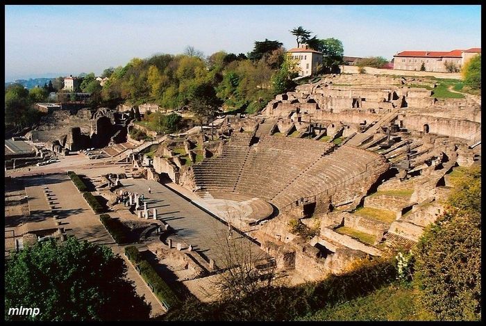 Amphitheatre Romain
