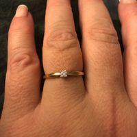 Ta bague de fiançailles sur le Pinterest de Mariages.net ça t'intéresse ? ❤️ - 1