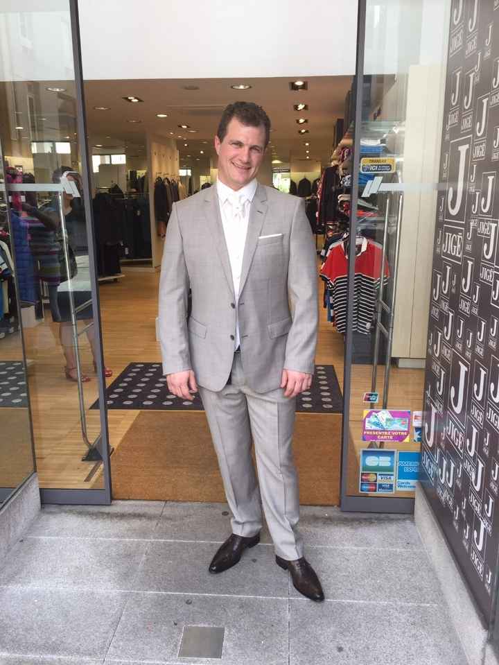 Costume de monsieur apres retouches 