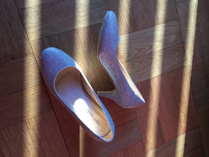 Vos chaussures ! - 1