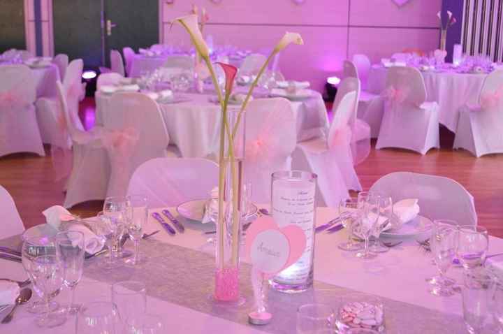 salle eclairage rose