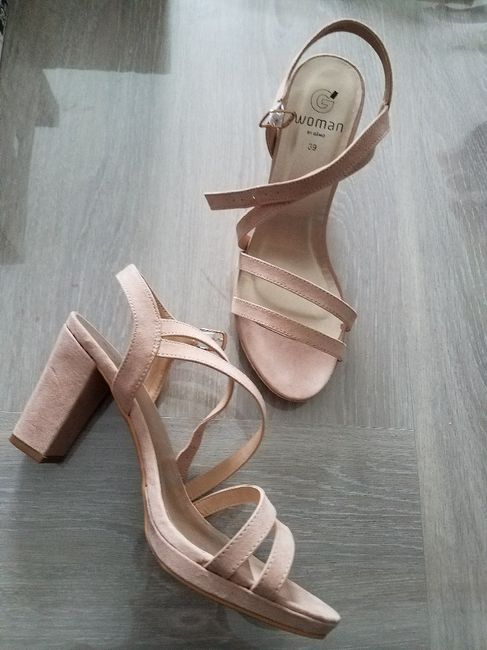 Voilà les chaussures 😍 - 1