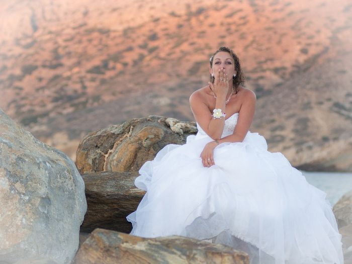 Allez-vous apporter votre robe en voyage de noce ? - 1