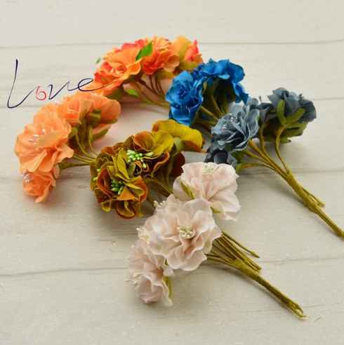 Fleur que je pense utiliser dans les cheveux