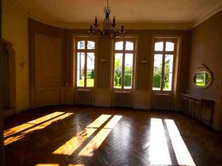 CHATEAU DE LA POUYADE