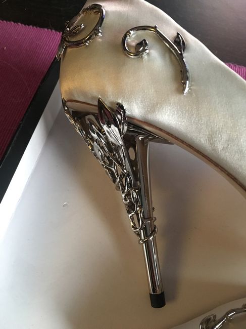 Chaussures à talon (thème zelda) - 2