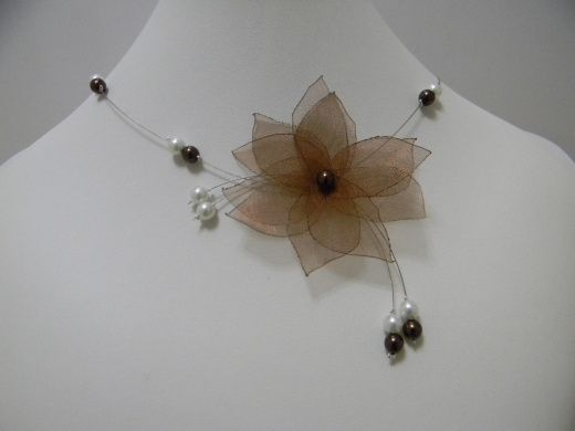 collier