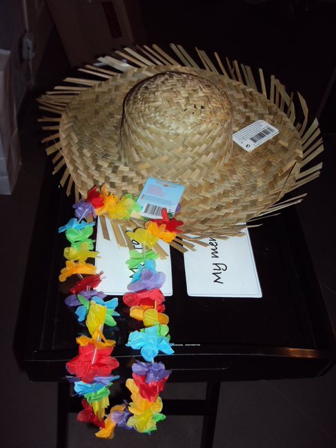 chapeau et collier