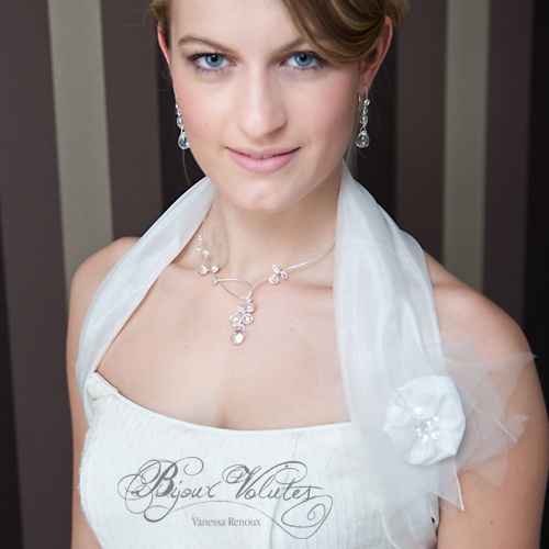 Collier et Boucles d'oreilles Bijoux Volutes