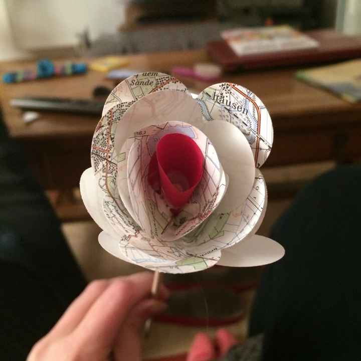 Roses en papier 1er essai ! - 1