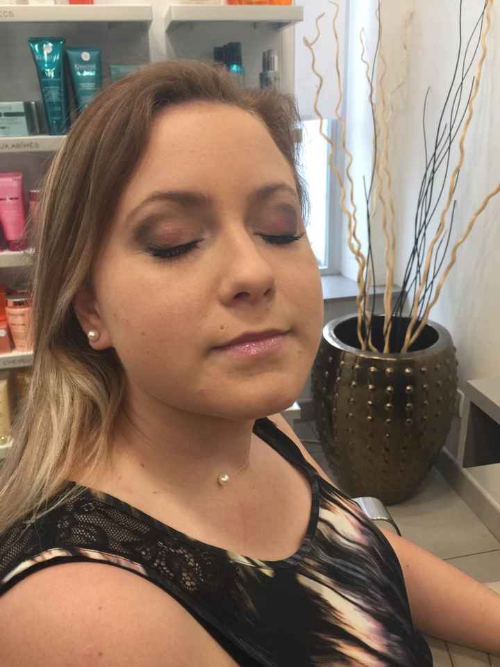 J - 111 premier essai coiffure et maquillage validé :) - 2