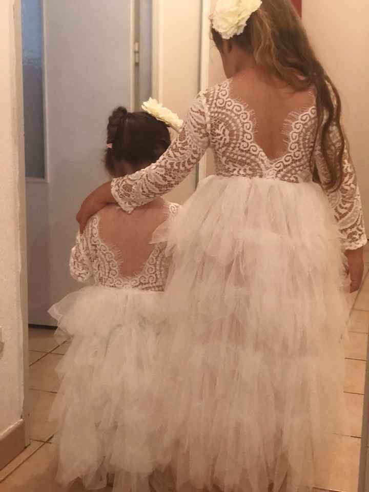 Aide, robes petites filles d’honneurs - 1